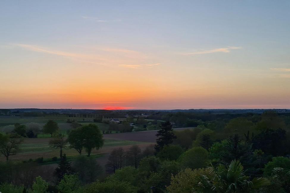 Confidences Escale A Brissac Bed & Breakfast Exterior photo