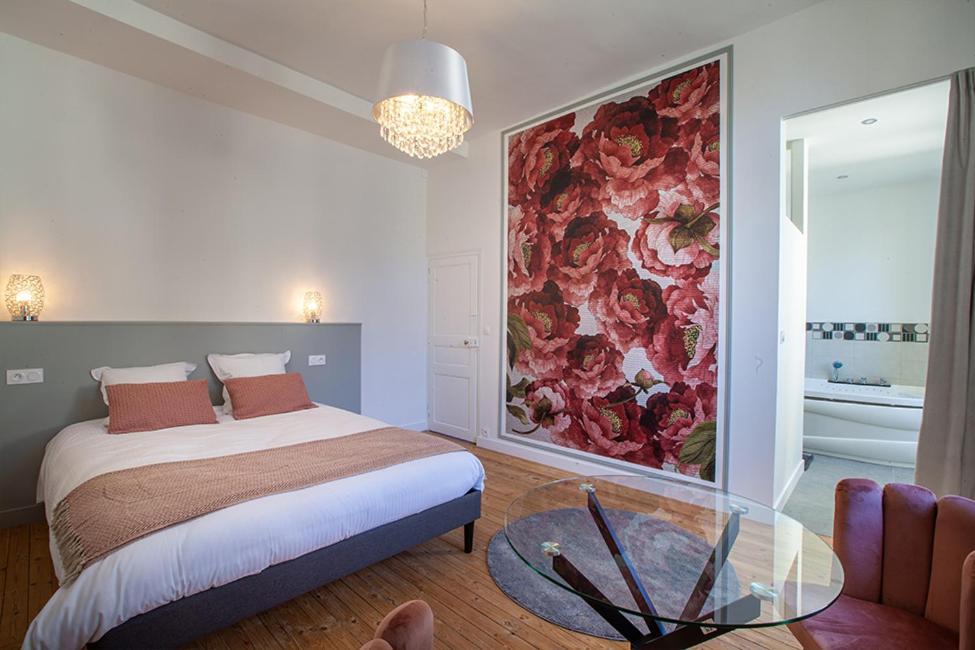 Confidences Escale A Brissac Bed & Breakfast Exterior photo
